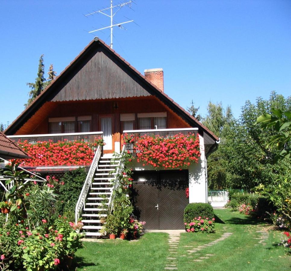 Marika-Lak Siofok Exterior photo