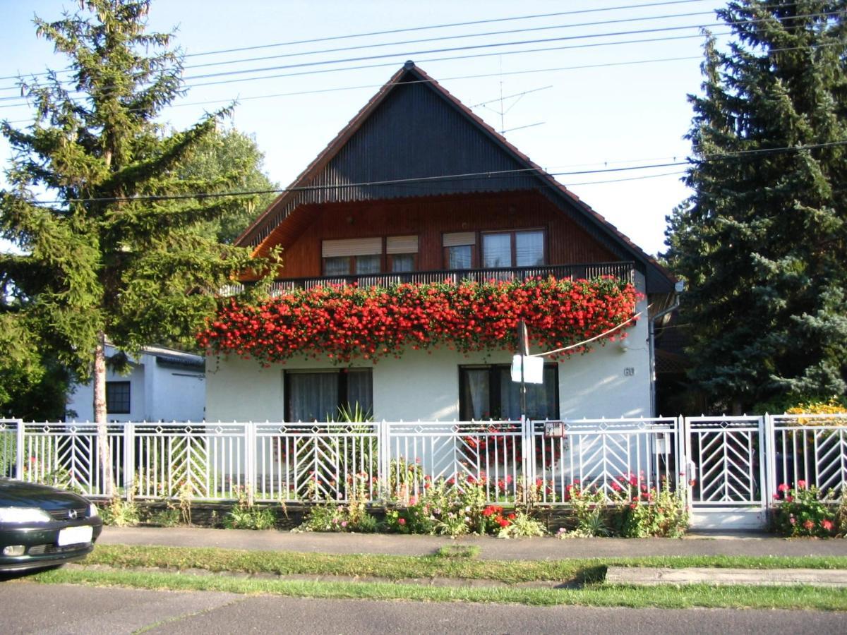 Marika-Lak Siofok Exterior photo
